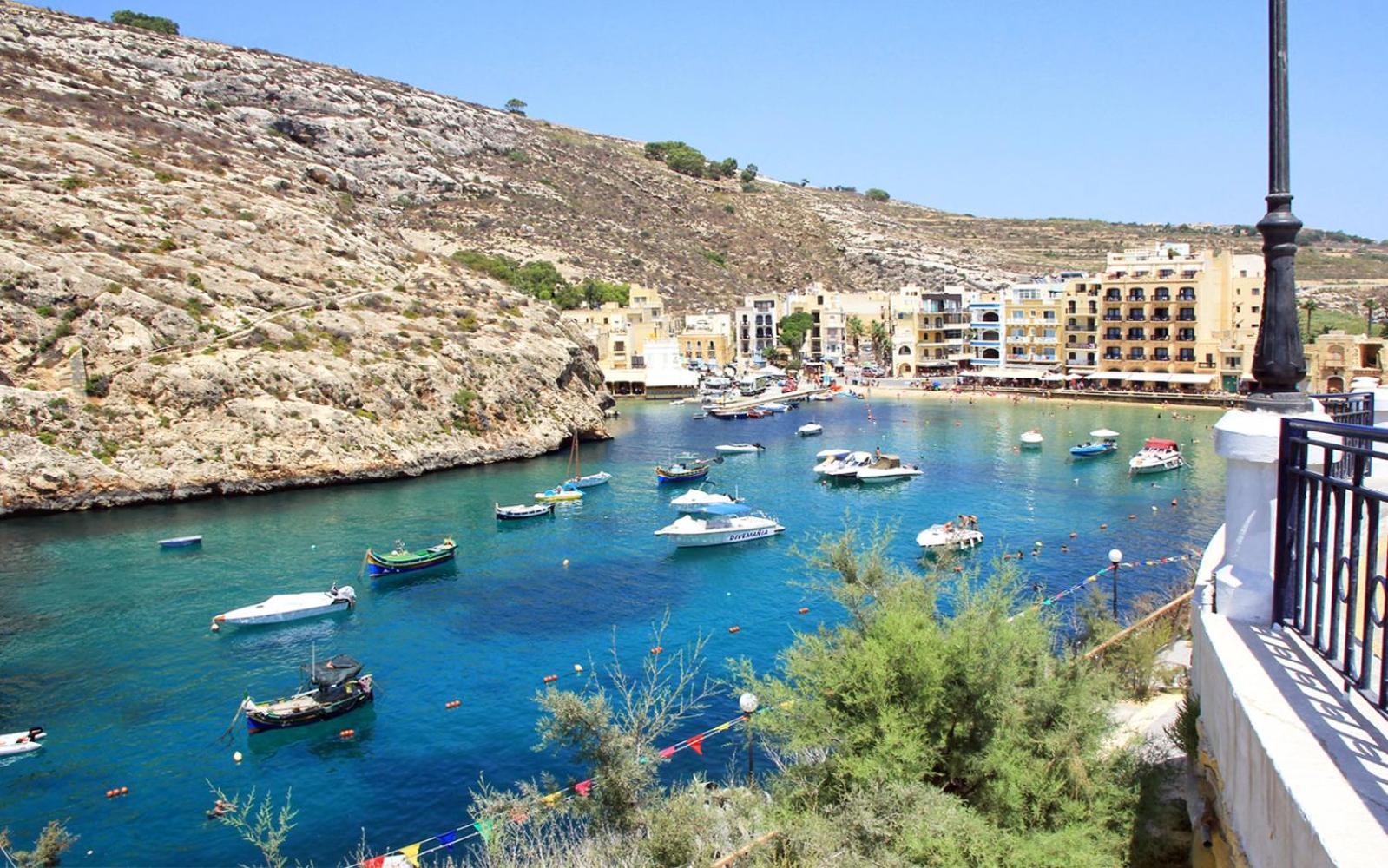 Seafront Apartment With Amazing Sunset View Xlendi Exterior foto